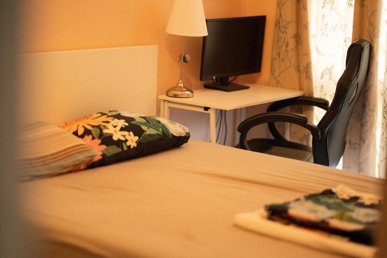 Repton House Bed & Breakfast Woodford Dış mekan fotoğraf